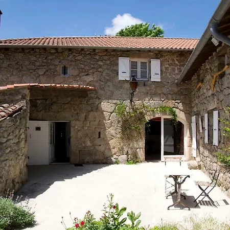 La Ferme De Premaure, En Vivarais
